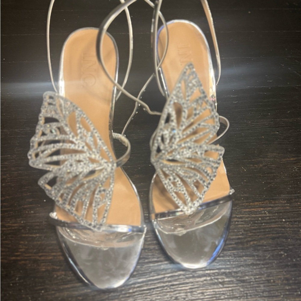 International Concepts Silver Strappy Heels size 8.5 fairycore upscale wedding - Picture 1 of 4